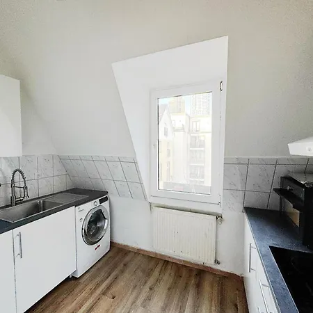 Frankfurt Messe 7min- 3 Kueche Bad Parkplatz 6 Betten Apartament