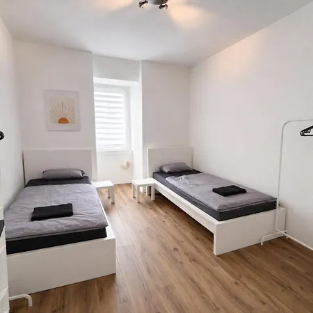 Apartment Frankfurt Messe 7min- 3 Kueche Bad Parkplatz 6 Betten Frankfurt am Main